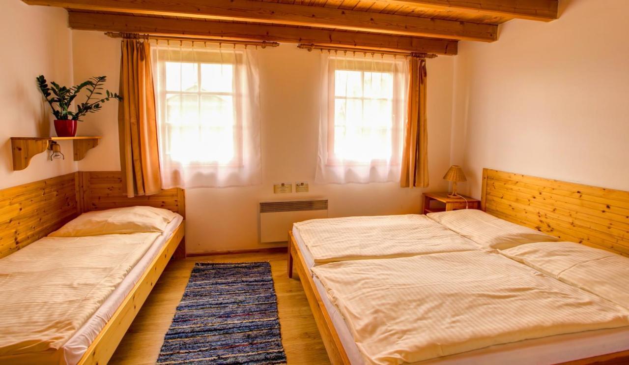 Holiday Village Tatralandia ลิฟตอฟสกีมิคูลาช ภายนอก รูปภาพ