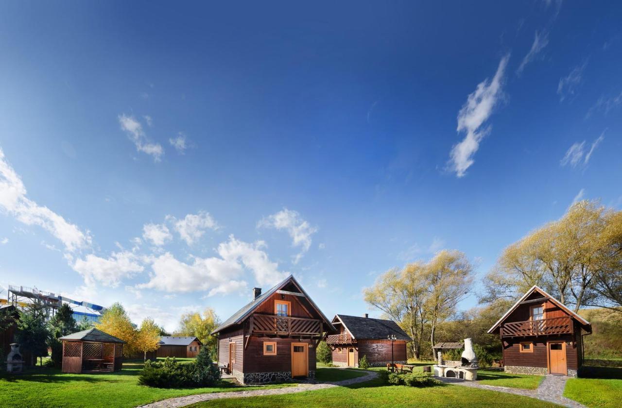 Holiday Village Tatralandia ลิฟตอฟสกีมิคูลาช ภายนอก รูปภาพ